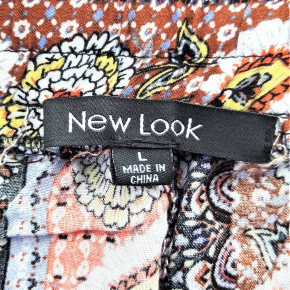 NWT! NEW LOOK Tribal Bohemian Print-Mix Shorts - Picture 5 of 10